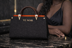 VÉ NOIR Handbag — Signature Collection Model: BLM14KLAB